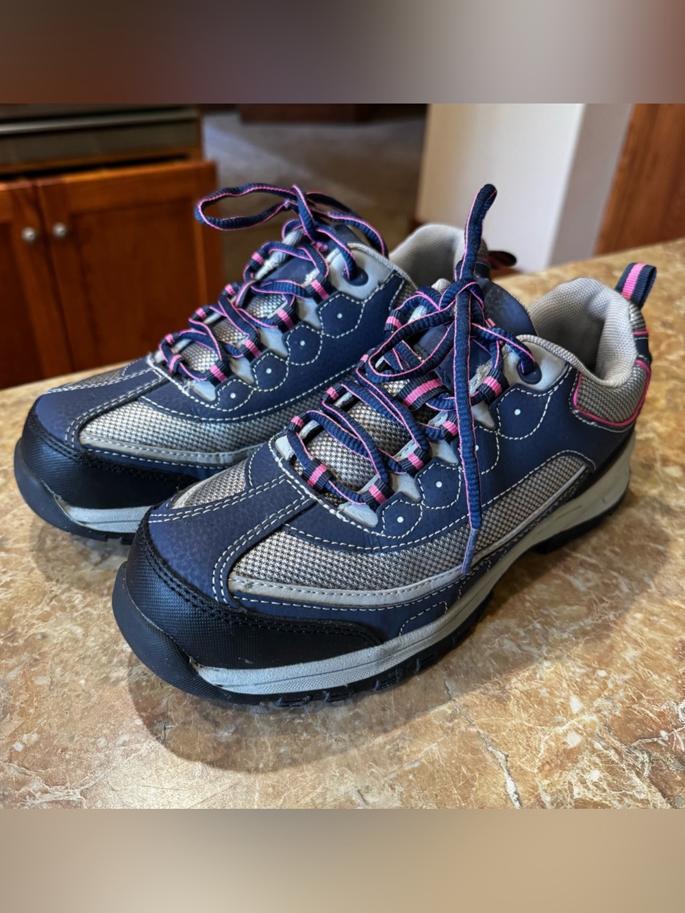 Brahma Steel Toe Shoes Women’s 7 Navy Pink Silver Slip Resistant Work Sneakers